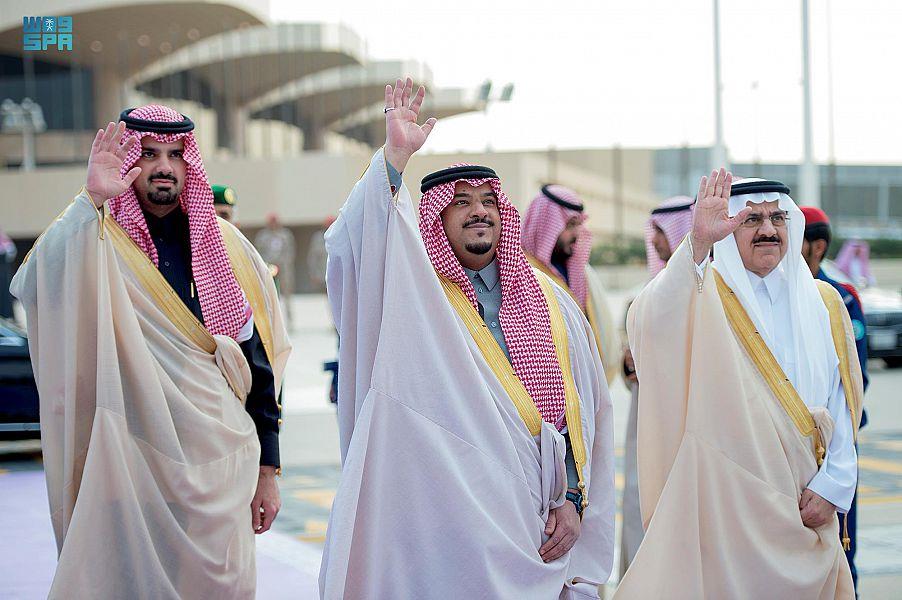 رئيس دولة إريتريا يغادر الرياض