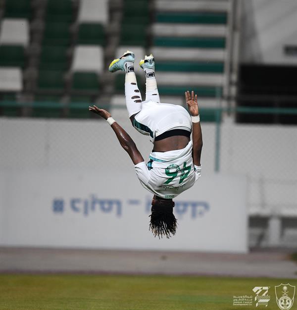 الأهلي يفوز بخماسية وديًا أمام رضوى