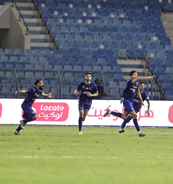 الخليج والفتح تصوير عيسى الدبيسي الخليج والفتح تصوير عيسى الدبيسي