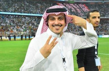 دخول النساء الملاعب يتسبب في ملاسنة بين البتيري والنوفل أخبار 24