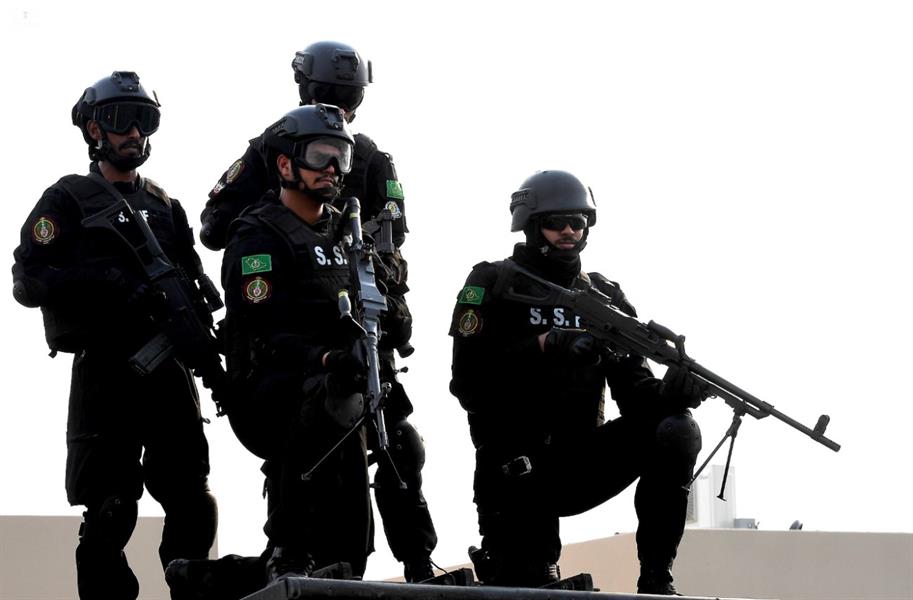 بالصور.. قوات الأمن الخاصة تستعرض جاهزيتها بمشعر عرفات بالصور.. قوات الأمن الخاصة تستعرض جاهزيتها بمشعر عرفات