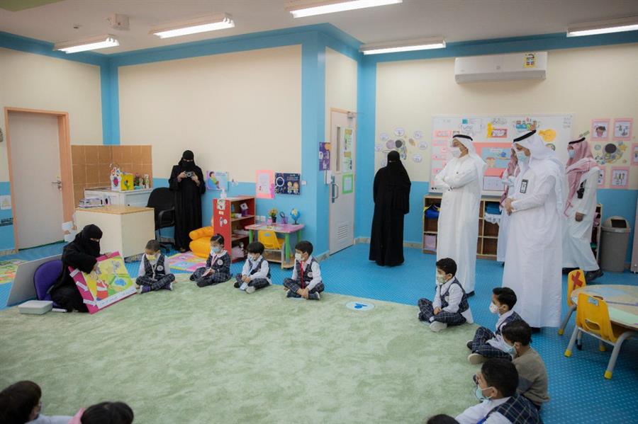 وزير التعليم الدكتور حمد آل الشيخ وزير التعليم الدكتور حمد آل الشيخ