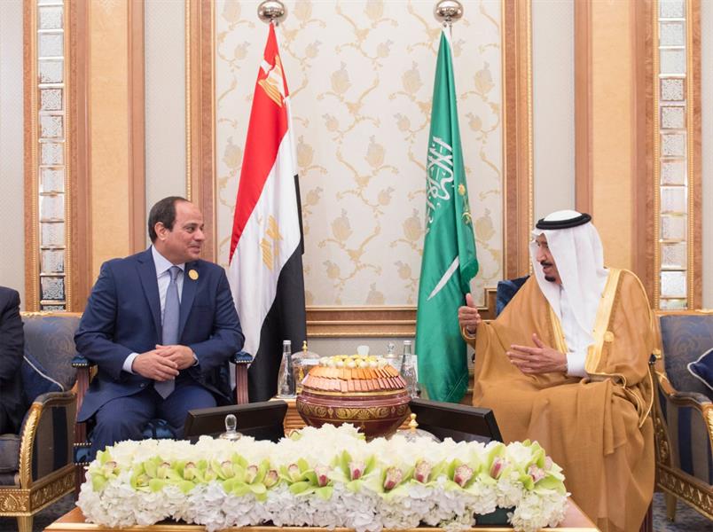 خادم الحرمين الشريفين يستقبل رئيس جمهورية مصر العربية