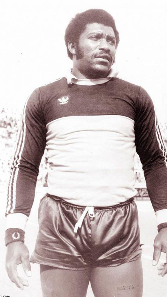 وفاة حارس فريق النصر: