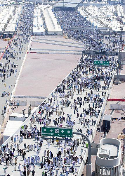 كم عدد الحجاج الذين خدمتهم السعودية خلال 10 سنوات ماضية؟