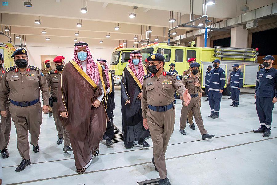  أمير منطقة حائل يفتتح مركز المنتزه للدفاع المدني بحائل وعدداً من المراكز في المنطقة