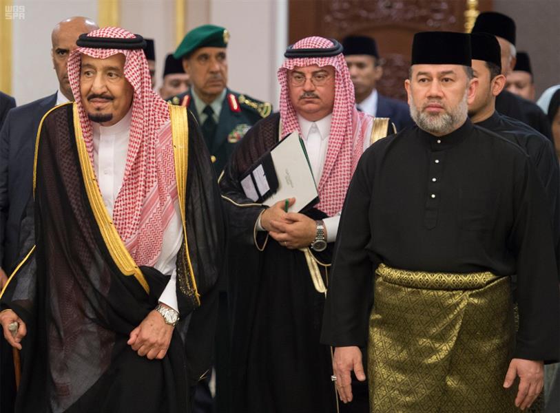 بالصور.. خادم الحرمين يُشرّف حفل عشاء ملك ماليزيا ويؤكد على وقوف المملكة وراء القضايا الإسلامية