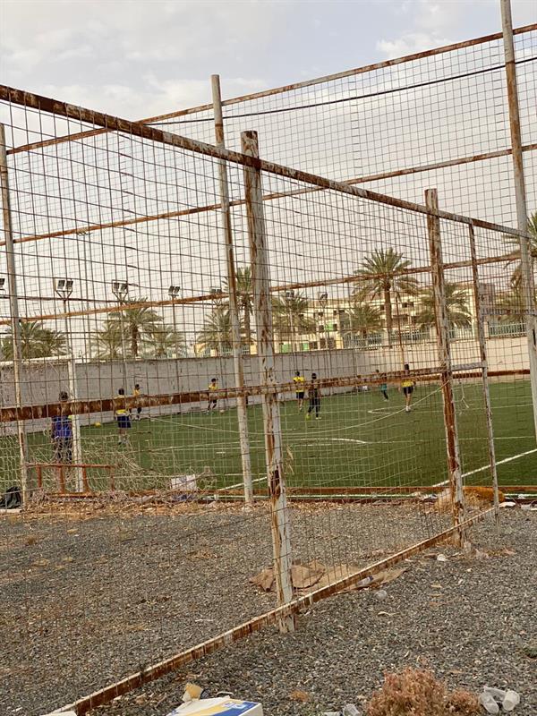 أمانة حائل تغلق أحد الملاعب الرياضية لمخالفته الإجراءات الاحترازية أمانة حائل تغلق أحد الملاعب الرياضية لمخالفته الإجراءات الاحترازية