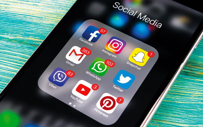 مواقع التواصل الاجتماعي