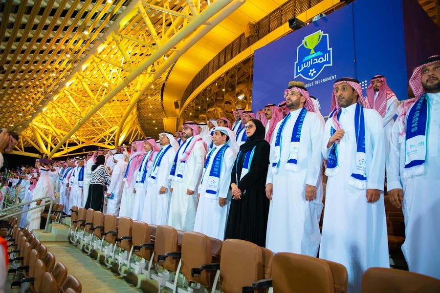 وزير التعليم ونائب وزير الرياضة