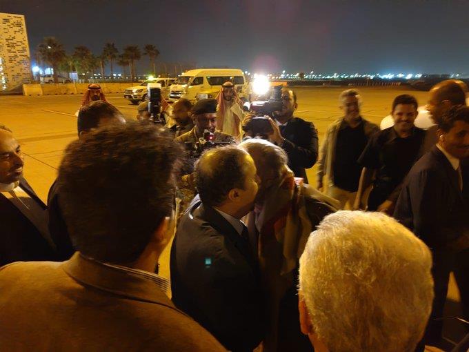 وزير الإعلام اليمني: إطلاق سراح اللواء ناصر هادي ووصوله إلى الرياض وزير الإعلام اليمني: إطلاق سراح اللواء ناصر هادي ووصوله إلى الرياض