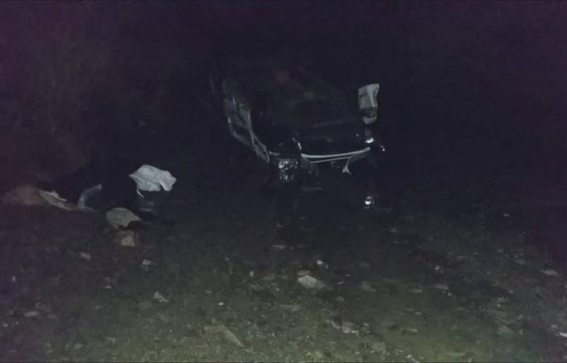 سيل يجرف مركبة بداخلها أسرة بعسير.. ووفاة الأب وإنقاذ باقي أفراد العائلة