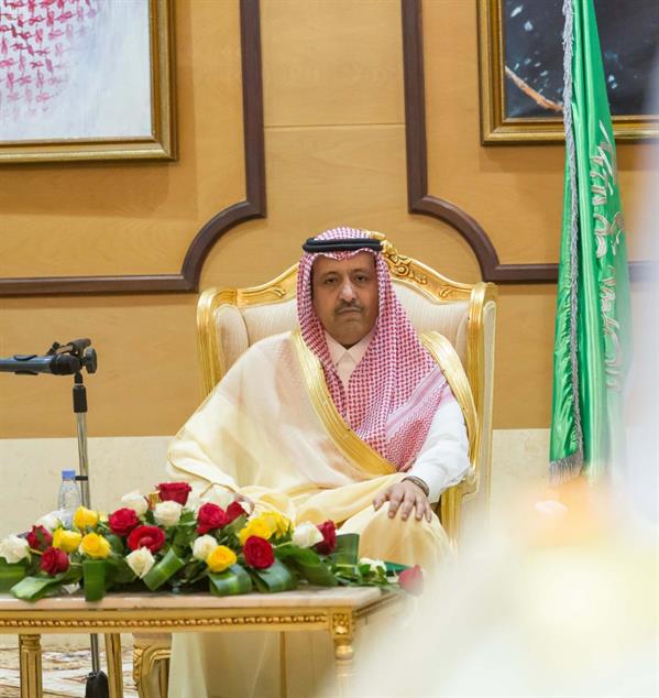 بالصور.. وصول الأمير حسام بن سعود إلى الباحة لمباشرة مهامه أميراً للمنطقة