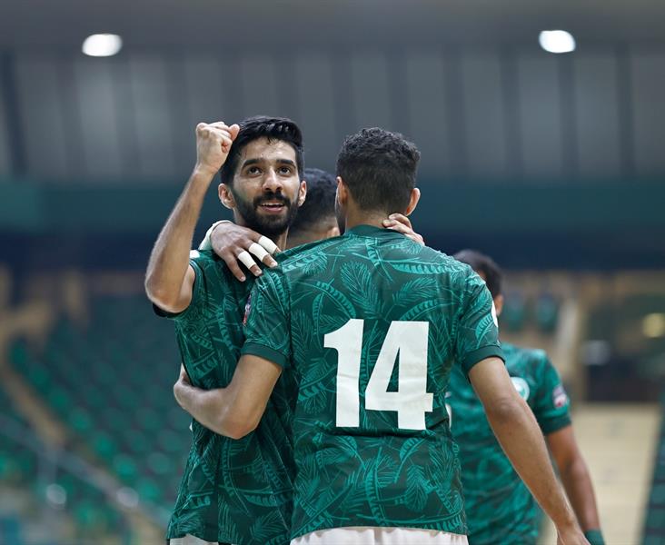 المنتخب الوطني والمنتخب الفلسطيني