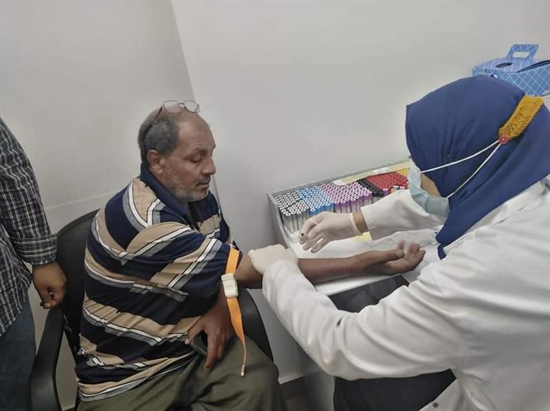 أسرة مصرية عثرت على نجلها المفقود منذ 17 عاما أسرة مصرية عثرت على نجلها المفقود منذ 17 عاما