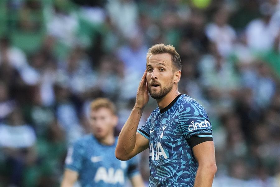 سبورتينغ برشلونة يُذيق توتنهام هزيمة قاتلة سبورتينغ برشلونة يُذيق توتنهام هزيمة قاتلة