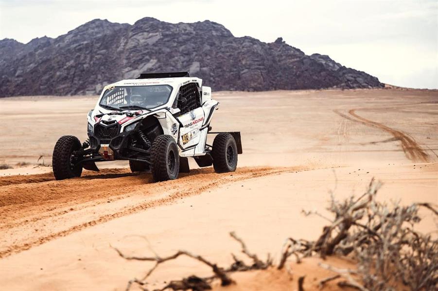 سباق الدراجات والسيارات سباق الدراجات والسيارات