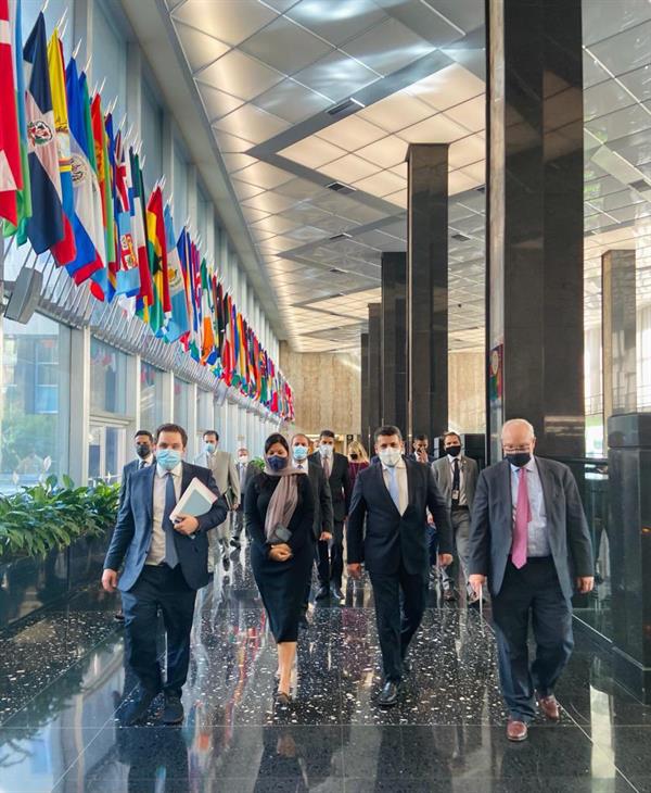 سفيرا المملكة لدى أمريكا واليمن يلتقيان عدداً من المسؤولين بالولايات المتحدة سفيرا المملكة لدى أمريكا واليمن يلتقيان عدداً من المسؤولين بالولايات المتحدة