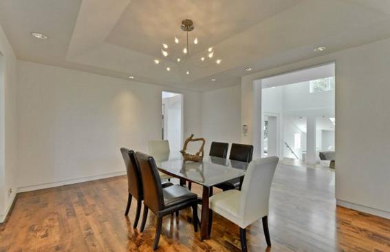  المنزل القديم للشريك المؤسس لشركة آبل