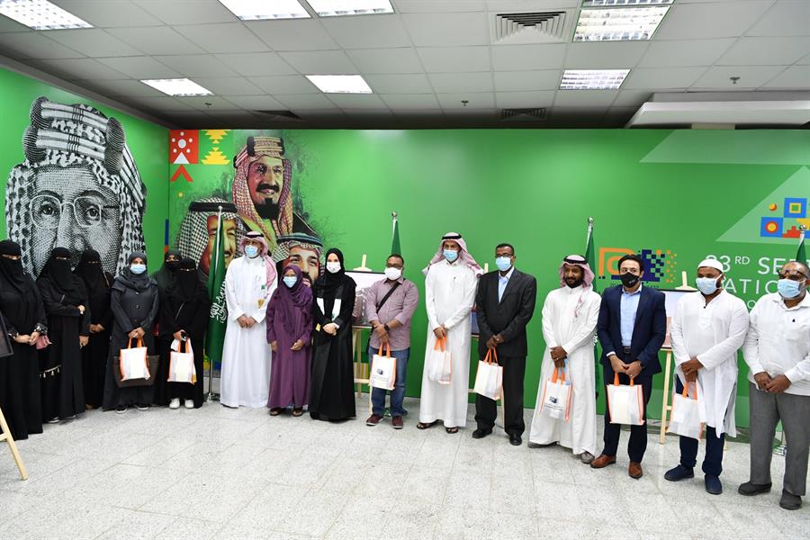 الجامعة الإلكترونية تُكرم أبطال الصحة الذين وافتهم المنية جراء فيروس 