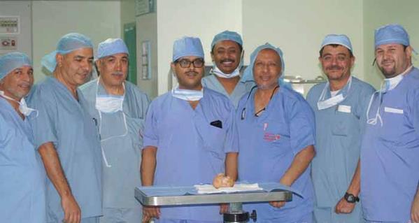 الفريق الطبي