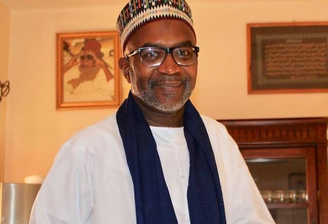 دفاعًا عن الرسول ﷺ.. وزير سنغالي يُعيد وساماً رفيعاً ‏لفرنسا