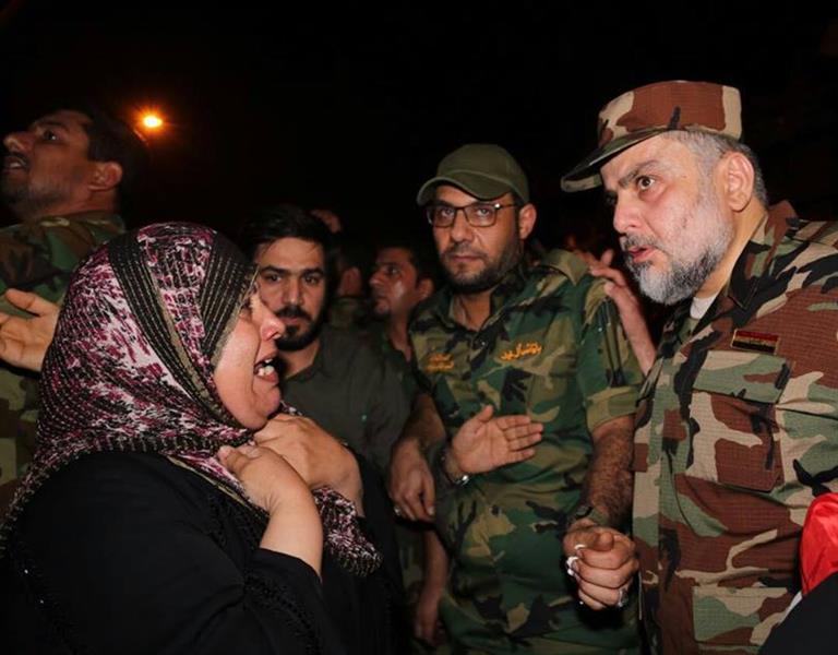 الصدر يصل بغداد بزي عسكري تمهيدا لمظاهرات الجمعة 