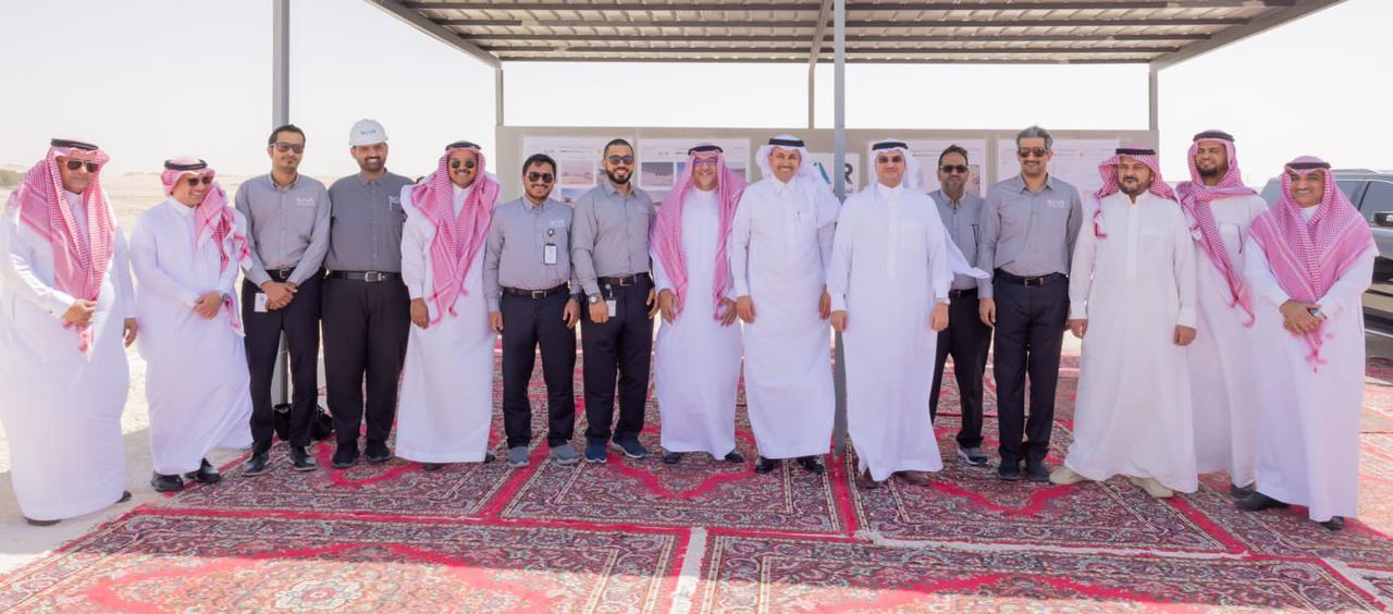 محافظ الأحساء يتفقّد مع وزير النقل مشروع تحويل مسار الخط الحديدي