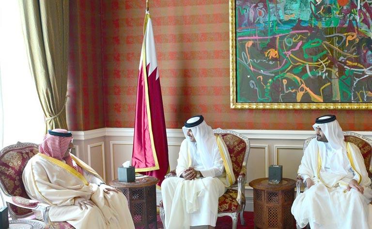 محمد بن نايف يلتقي تميم بن حمد بالدوحة
