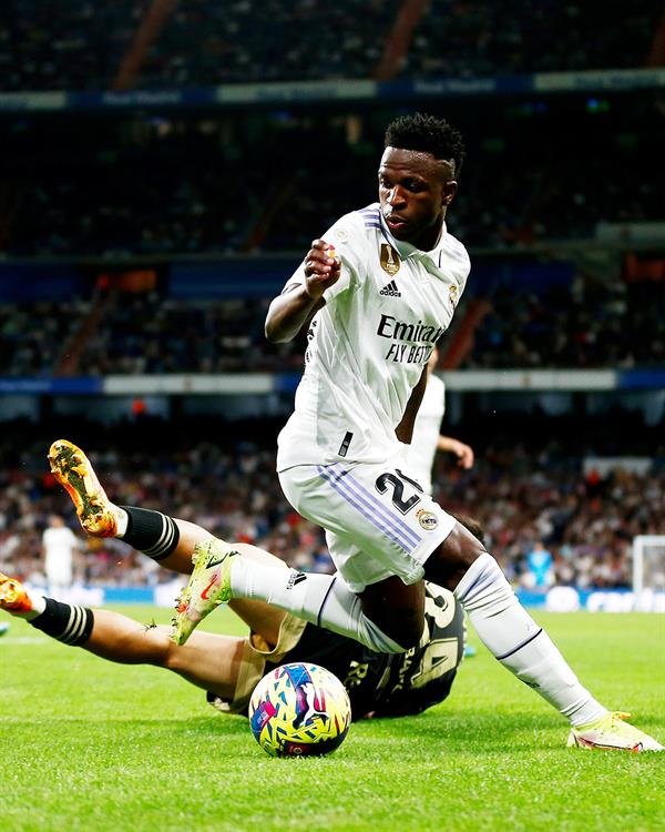 ريال مدريد يفوز بثنائية أمام سلتا فيغو في الدوري الإسباني