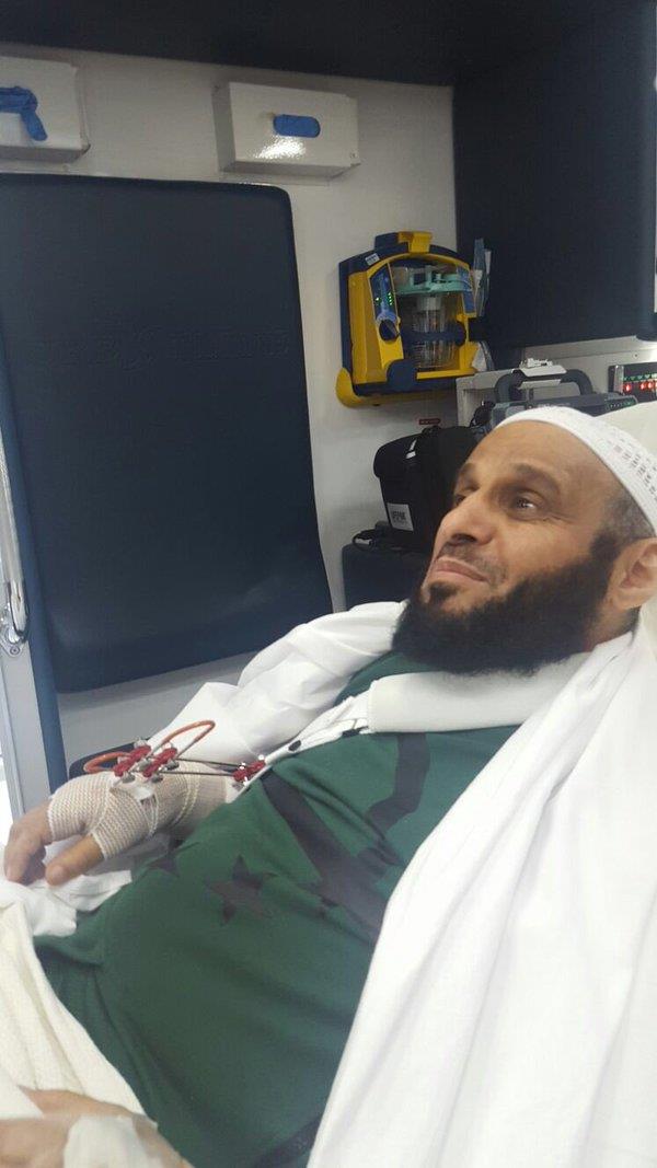 بالصور.. وصول عائض القرني إلى الرياض ونقله إلى مستشفى الحرس لاستكمال العلاج