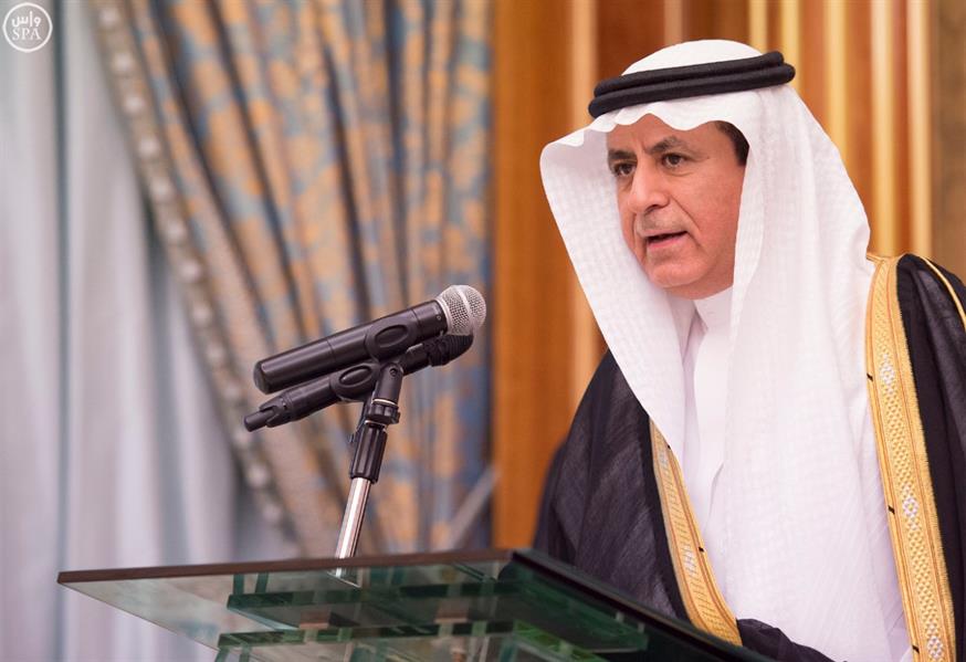  الوزراء والمسؤولون يؤدون القسم أمام الملك سلمان