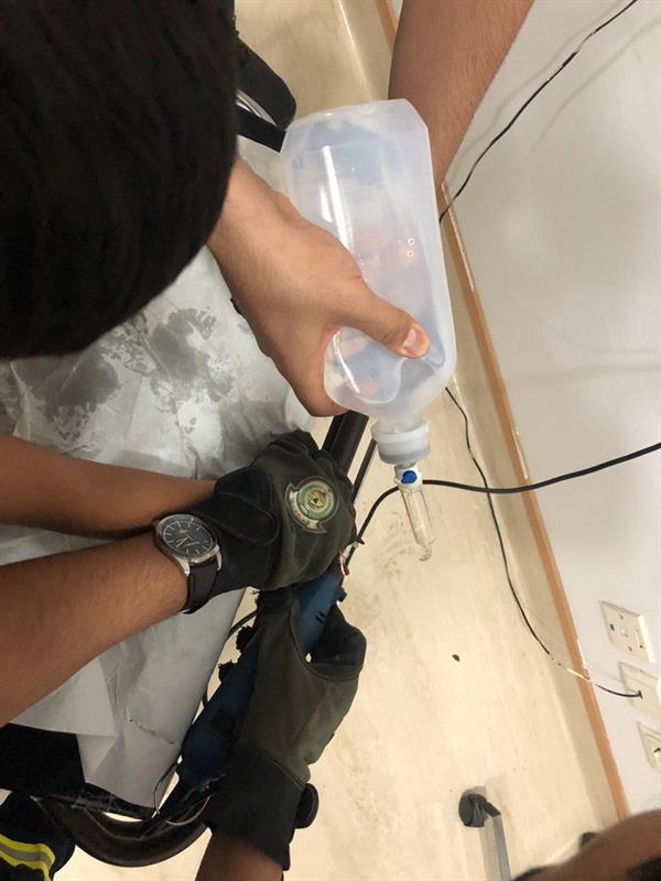 شاهد.. أصبع طفل تعلق داخل حلقة مفتاح والدفاع المدني يتدخل ‏