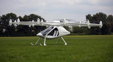 طائرة volocopter المروحية صديقة البيئة طائرة volocopter المروحية صديقة البيئة