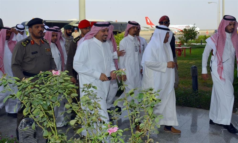 زيارة الأمير فيصل بن مشعل لمطار القصيم
