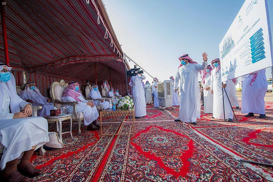 أمير القصيم يتفقد 