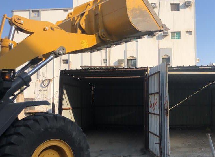 إزالة 85 مظلة سيارات مخالفة في المعابدة بمكة إزالة 85 مظلة سيارات مخالفة في المعابدة بمكة