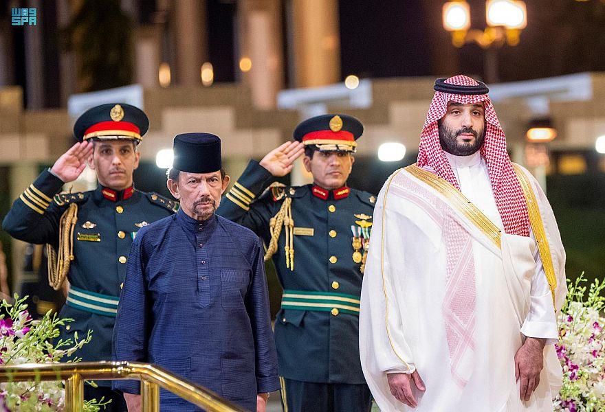 ولي العهد يبحث مع سلطان بروناي سبل تطوير التعاون ولي العهد يبحث مع سلطان بروناي سبل تطوير التعاون