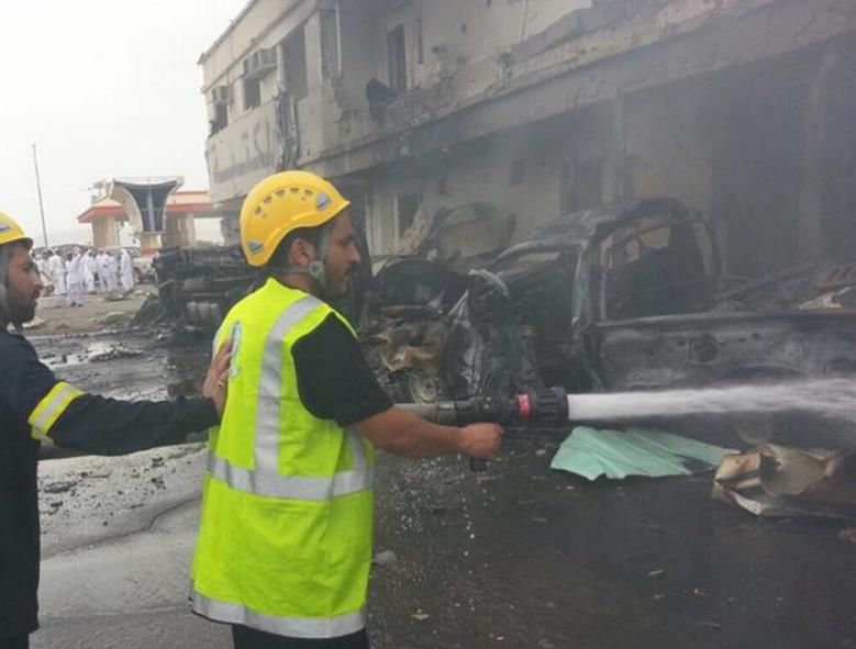 استشهاد مواطن وإصابة 6 مقيمين إثر سقوط مقذوف من اليمن على نجران استشهاد مواطن وإصابة 6 مقيمين إثر سقوط مقذوف من اليمن على نجران