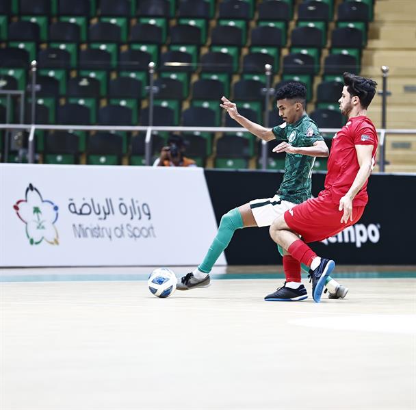 المنتخب الوطني والمنتخب الفلسطيني