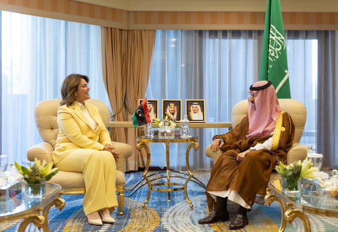 نجلاء المنقوش