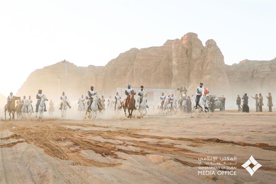 صور.. ولي عهد دبي يشارك في كأس الملك للقدرة والتحمل بالعلا صور.. ولي عهد دبي يشارك في كأس الملك للقدرة والتحمل بالعلا