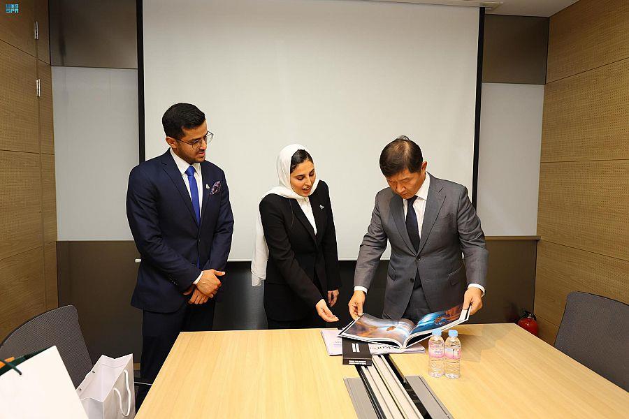 التواصل الحكومي يبحث فرص التعاون والشراكة مع صحيفة التواصل الحكومي يبحث فرص التعاون والشراكة مع صحيفة