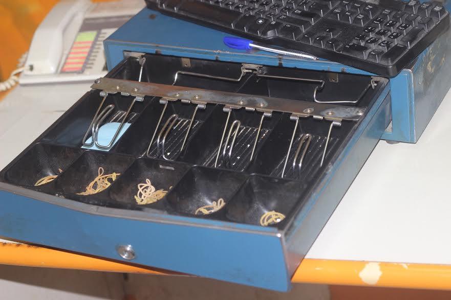 الإطاحة بـ 8 مواطنين وسوداني في تشكيل عصابي للسطو على المنازل وسرقة السيارات بالخرج - صور الإطاحة بـ 8 مواطنين وسوداني في تشكيل عصابي للسطو على المنازل وسرقة السيارات بالخرج - صور