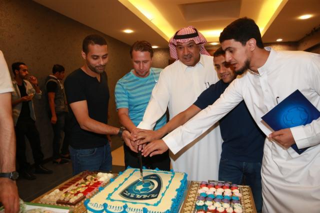 ريجيكامف يجتمع بلاعبيه