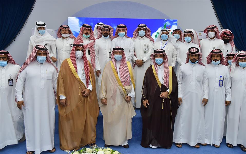 أمير نجران يفتتح محطة توزيع الكهرباء بمحافظة ثار ويدشن عدداً من المشروعات البلدية 