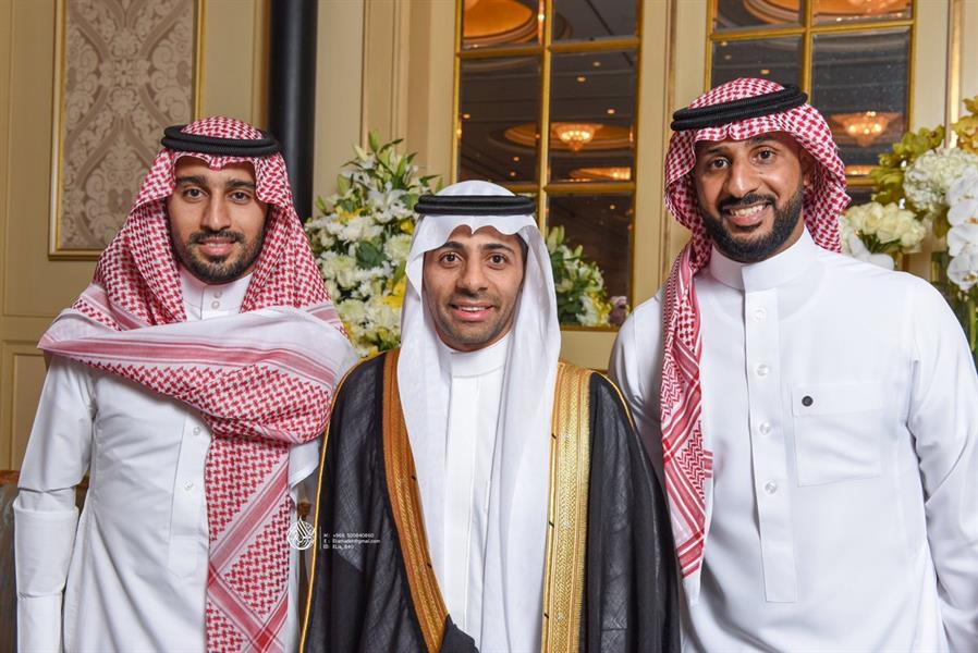 تيسير الجاسم يحتفل بزفافه في الأحساء (صور) تيسير الجاسم يحتفل بزفافه في الأحساء (صور)