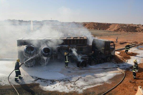 احتراق شاحنة داخل حرم جامعة حائل