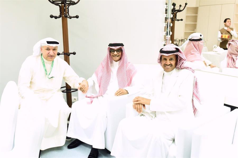 الحفل الغنائي لخالد عبدالرحمن ورابح صقر أمس بالرياض
