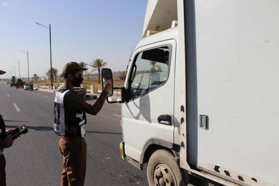 الجوف: ضبط مخالفين للائحة الحد من التجمعات أو عدم الالتزام بالإجراءات الاحترازية